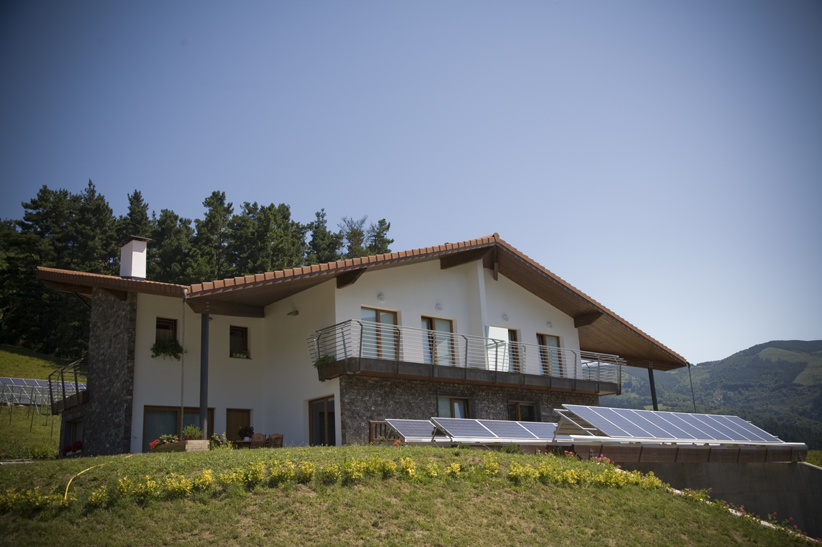 NEKATUR y ASG APUESTAN POR LA EFICIENCIA ENERGÉTICA DE LOS ALOJAMIENTOS RURALES DE EUSKADI