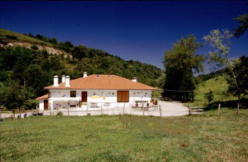 fatxada landa-etxea Errota Berri Gipuzkoan