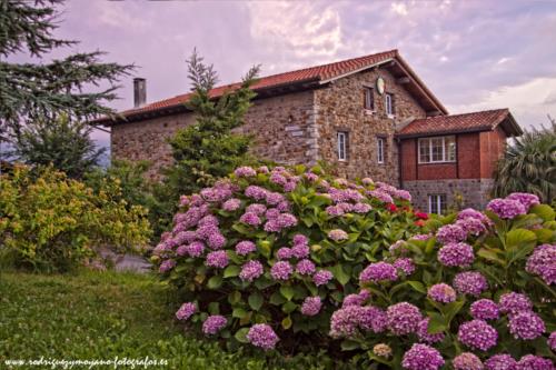 fachada agroturismo txerturi goikoa en gipuzkoa