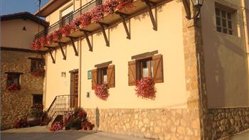 fatxada landa etxea aitonaren etxea Araban