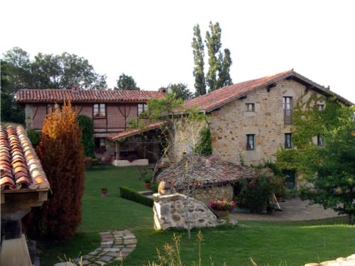 fatxada 1 agroturismo Guikuri en Alava