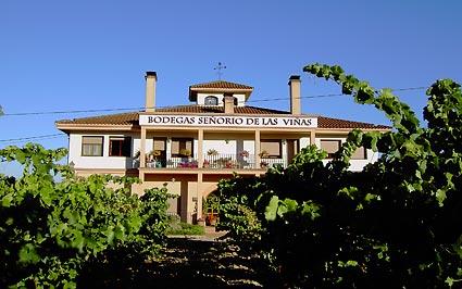 fachada 2 agroturismo señorío de las viñas en Alava