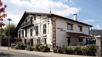 fatxada landa-etxea barazar gipuzkoan