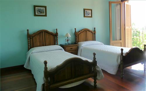 habitación doble agroturismo Laskin-Enea en Gipuzkoa