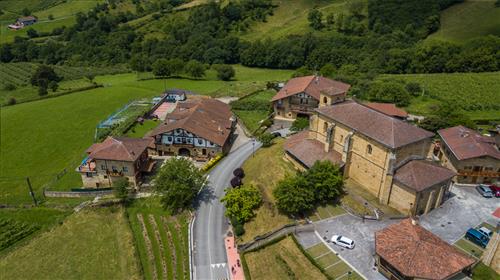 Entorno agroturismo Etxano en Bizkaia