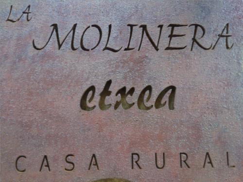 logo casa rural la molinera etxea en Alava