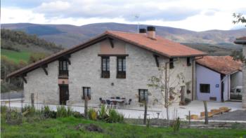 fatxada nekazalturismoa la casa vieja Araban