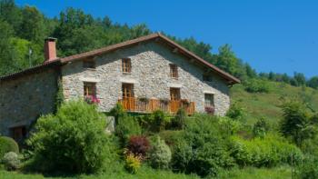 fatxada nekazalturismoa ibarrolabekoa gipuzkoan