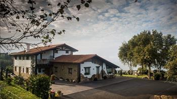 Fatxada nekazalturismoa Harrigain Gipuzkoan