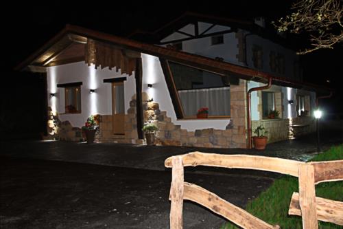 Fatxada 1 nekazalturismoa Harrigain Gipuzkoan