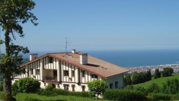 fatxada nekazalturismoa sagarmaneta gipuzkoa