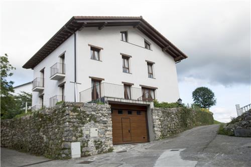 Fachada_casa_rural_Apartamentos_Lete_Alkiza_Gipuzkoa_Nekatur