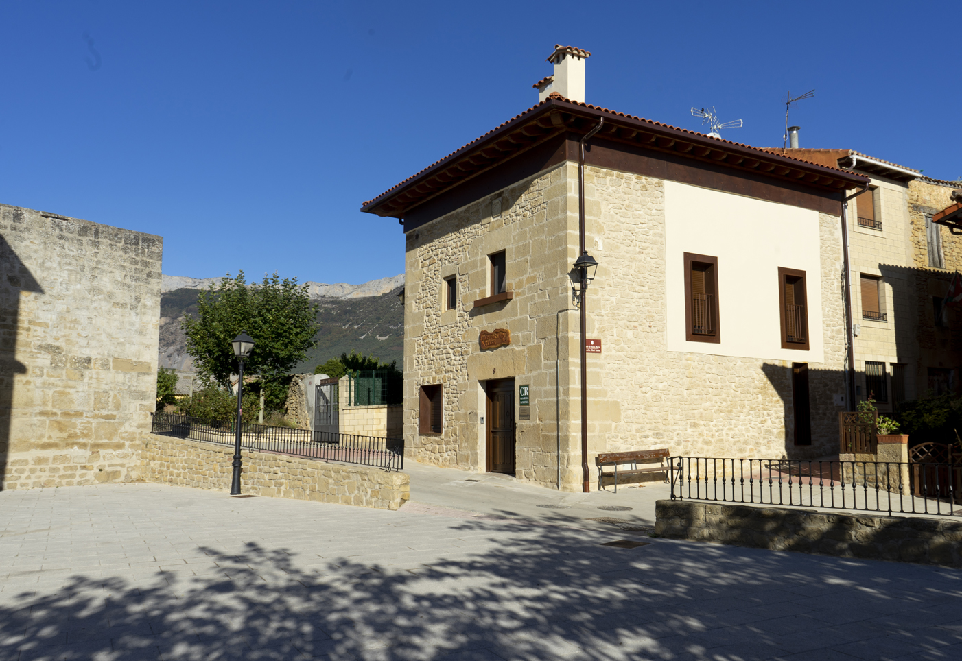 fatxada landaetxea Mercedes etxea Araban