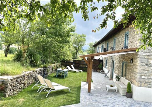 porche casa rural ulle gorri en alava