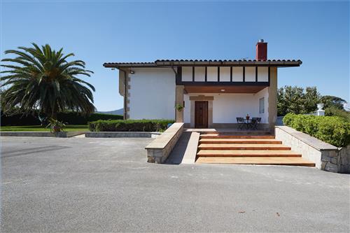 Fachada 1 casa rural La Palmera en Gipuzkoa