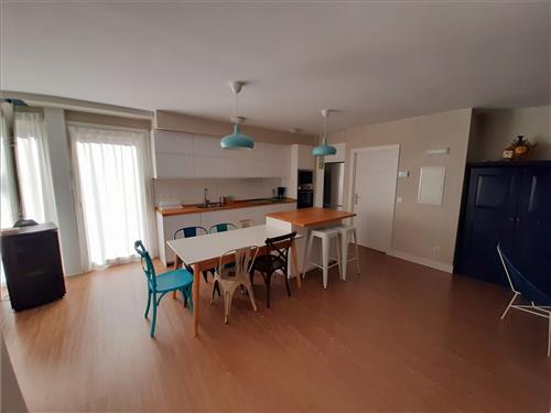 Cocina apartamento rural Urdaibaikm0 en Bizkaia