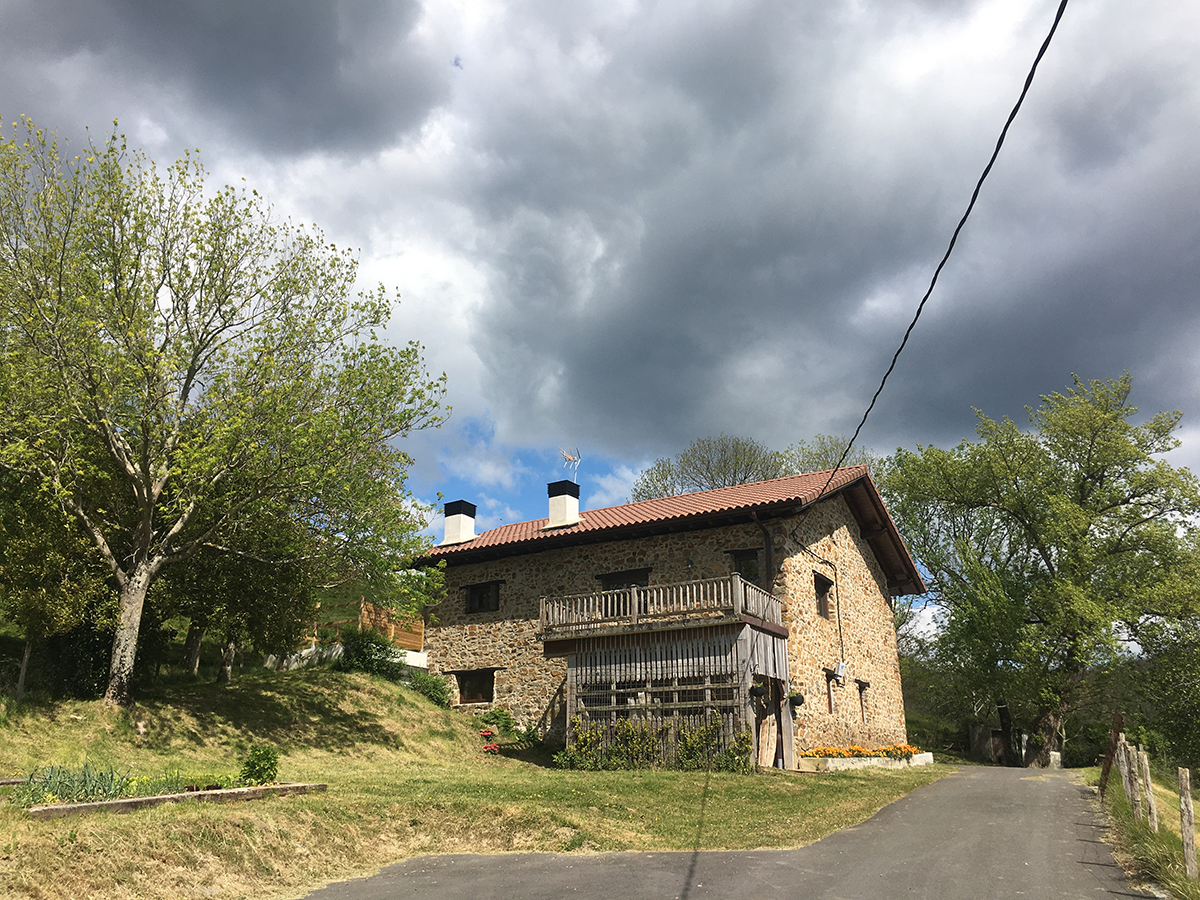 Fatxada_landa_apartamentua_Arbela_Apartamentuak_Aia_Gipuzkoa_Nekatur