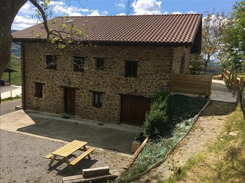 Fachada_apartamento_rural_Arbela_Apartamentuak_Aia_Gipuzkoa_Nekatur