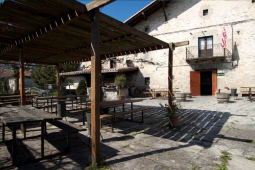 exterior agroturismo guzurtegi en Alava