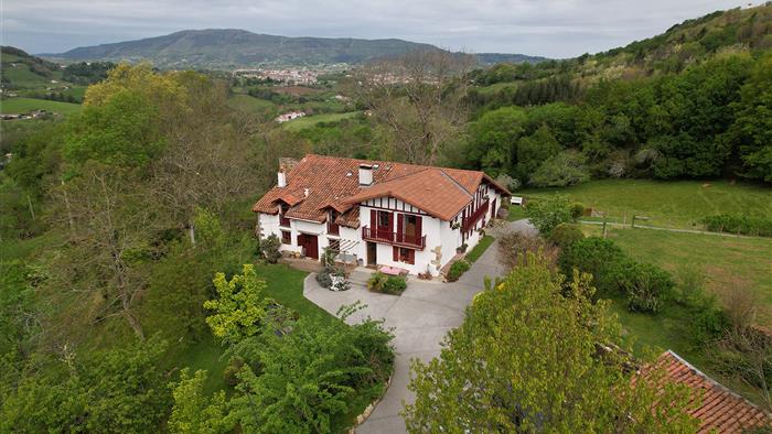 Fachada_apartamento_rural_Agiñaga_Irun_Gipuzkoa_Nekatur