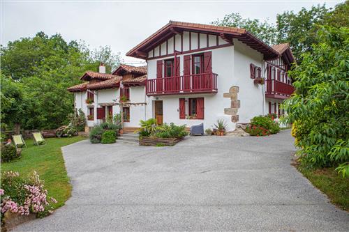 Fachada_apartamento_rural_Agiñaga_Irun_Gipuzkoa