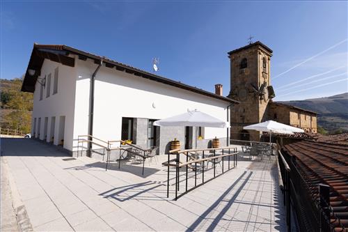 Fachada_apartamento_rural_Araotzeko_Ostatua_Oñati_Gipuzkoa