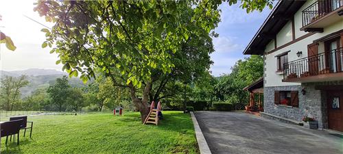 Fachada 1 agroturismo Añarre Zarra en Gipuzkoa