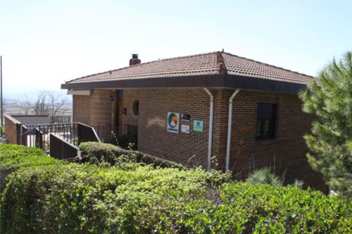 fatxada 2 nekazalturismoa larretxori Araban