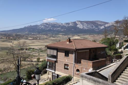 fatxada 1 nekazalturismoa larretxori Araban