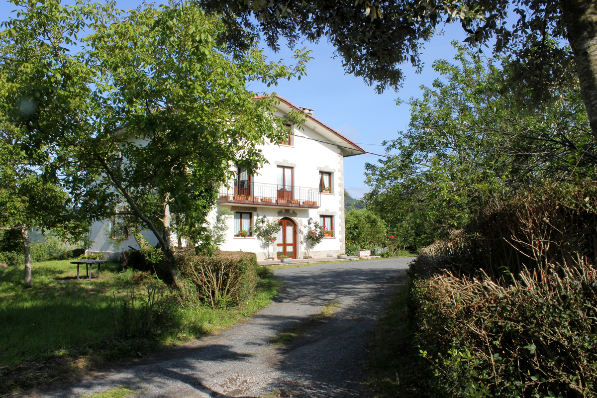 fatxada nekazalturismoa olaskoaga goikoa gipuzkoan