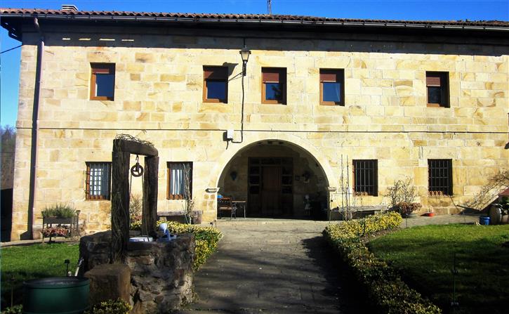 Etxebarri nekazalturismoaren 2. fatxada Araban