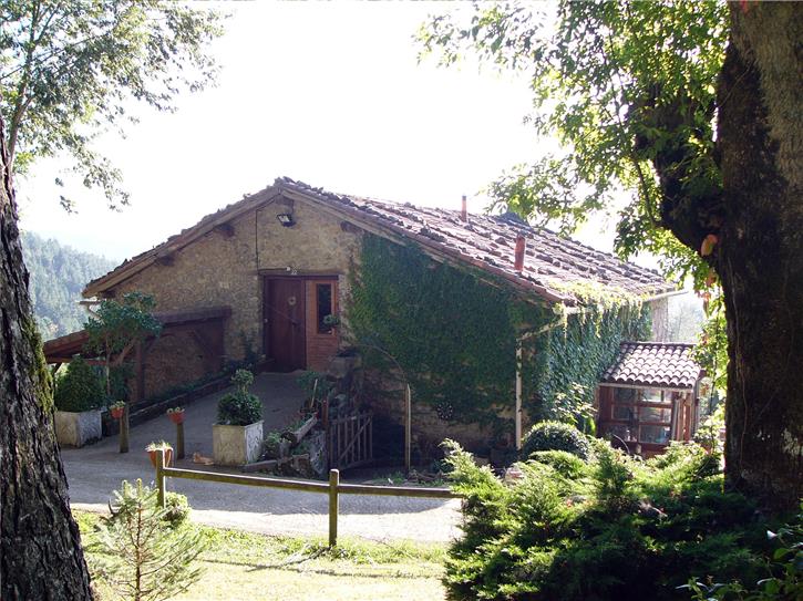 fatxada 1 nekazalturismoa Pagorriaga Gipuzkoan 