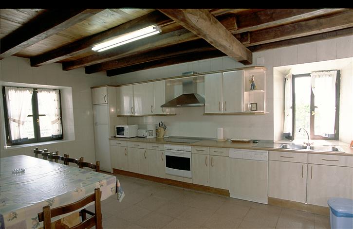 sukaldea landa etxea astorki goikoa Bizkaian