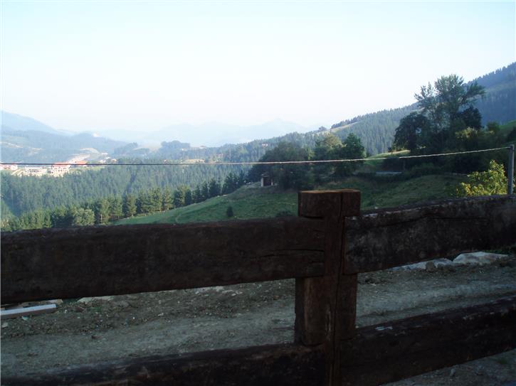 paisaia nekazalturismoa longa nagusia bizkaian