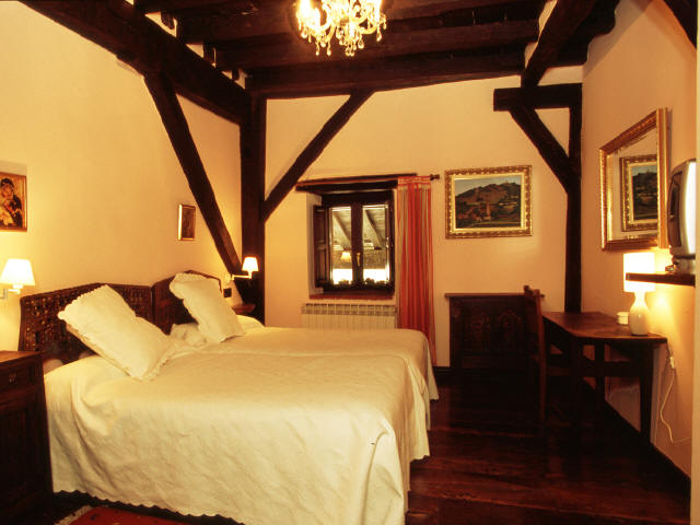 gela bikoitza 1 landa etxea sagasti zahar Araban