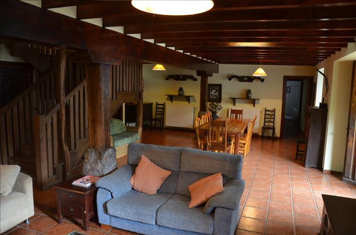 gela bikoitza landa etxea angoitia Bizkaian