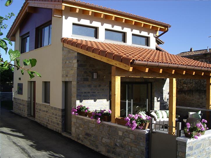 fatxada 1 landa etxea Orlegy Araban