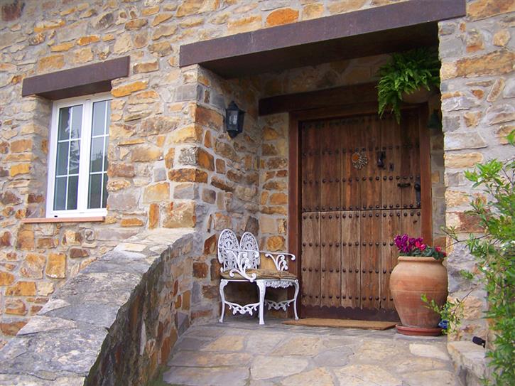 exterior agroturismo txerturi goikoa en gipuzkoa