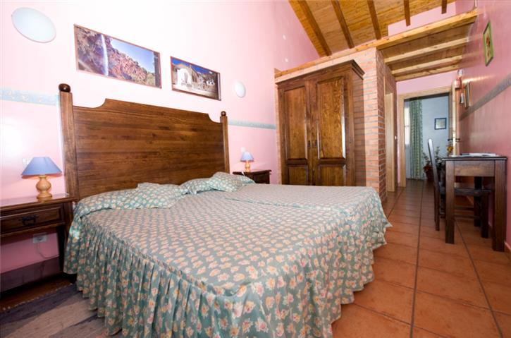 Gela bikoitza 3 nekazalturismoa Ordaola Bizkaian