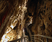 Arrikutz, Oinatiko Kobak / Cuevas de Oñati