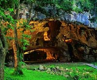 Sarako Lezeak -Grottes de Sare